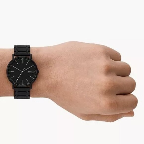 Signatur Three-Hand Midnight Stainless Steel Bracelet Watch - SKW6914 - Picture 2 of 5